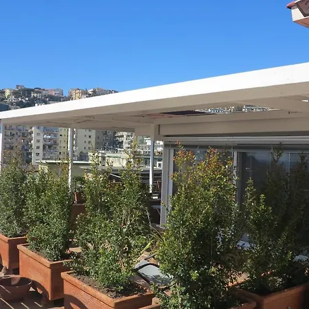Apartamento Bonbonniere In Chiaia District