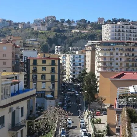 Apartamento Bonbonniere In Chiaia District Nápoles